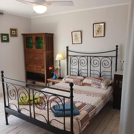 El Jardin De Valle De *